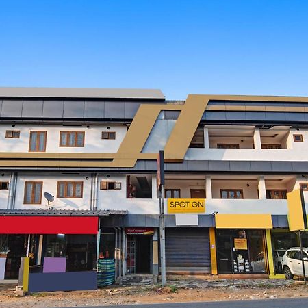 Hotel O Royal Residency Erattupetta Exterior photo