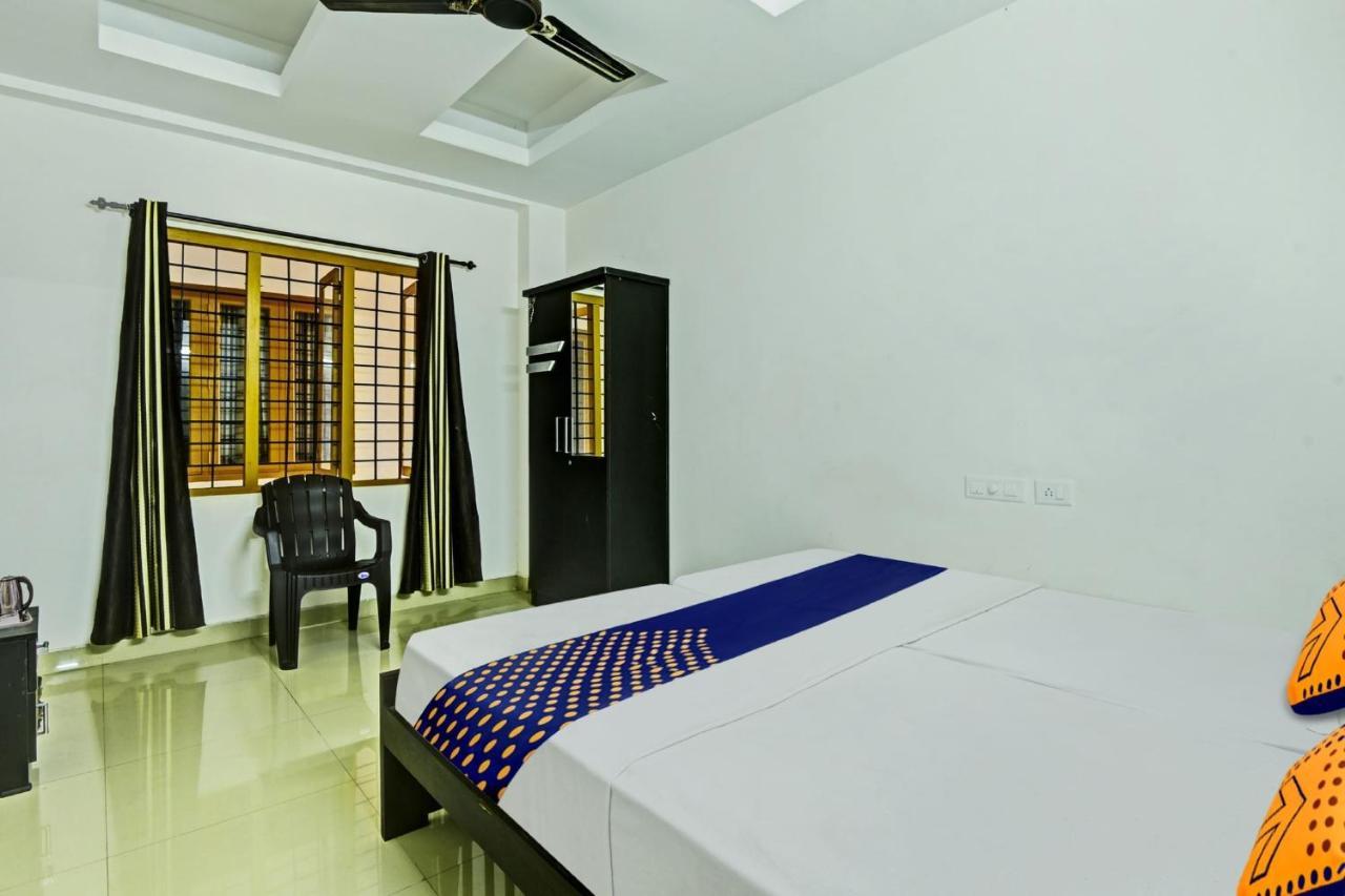 Hotel O Royal Residency Erattupetta Exterior photo