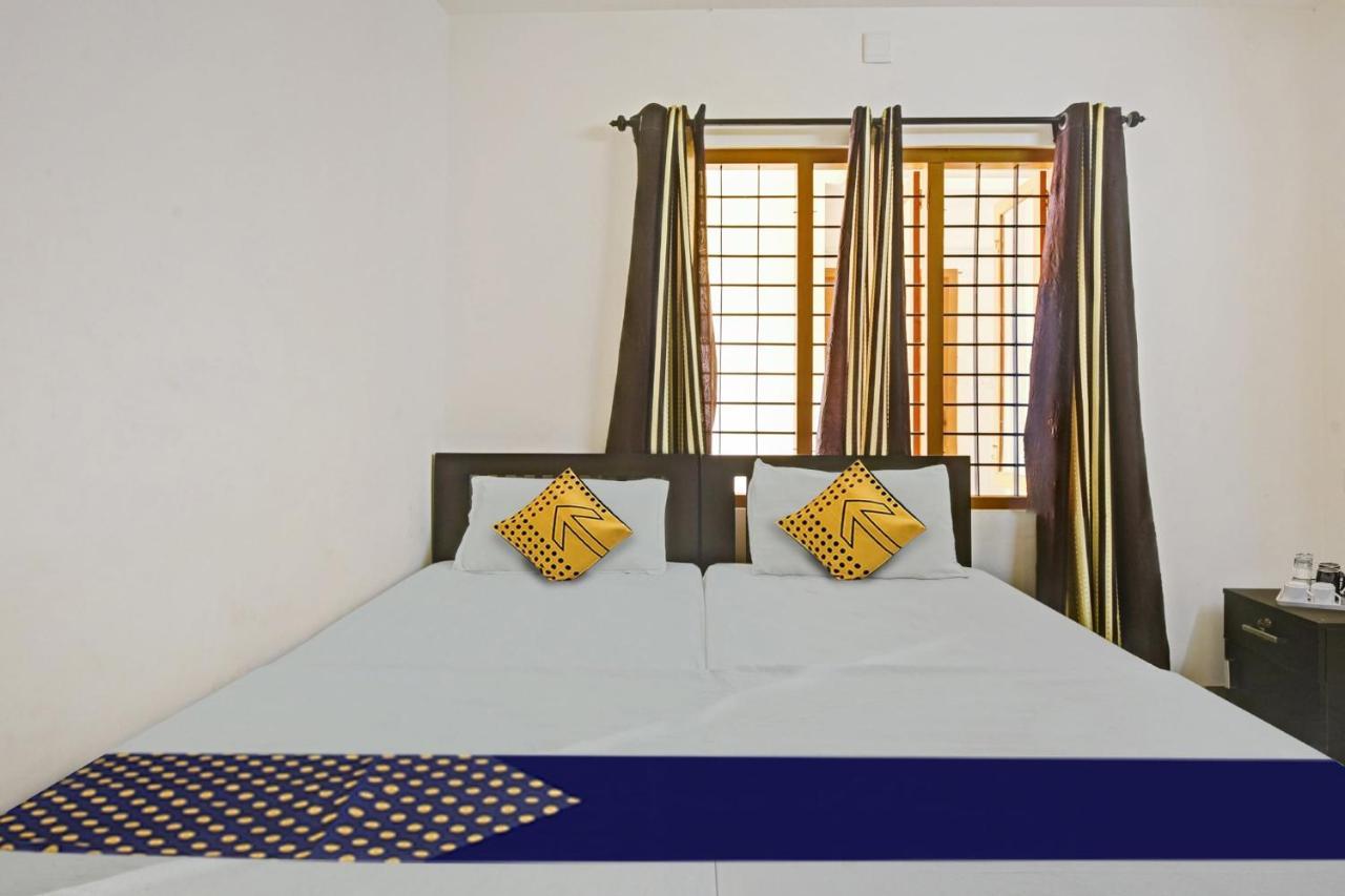 Hotel O Royal Residency Erattupetta Exterior photo