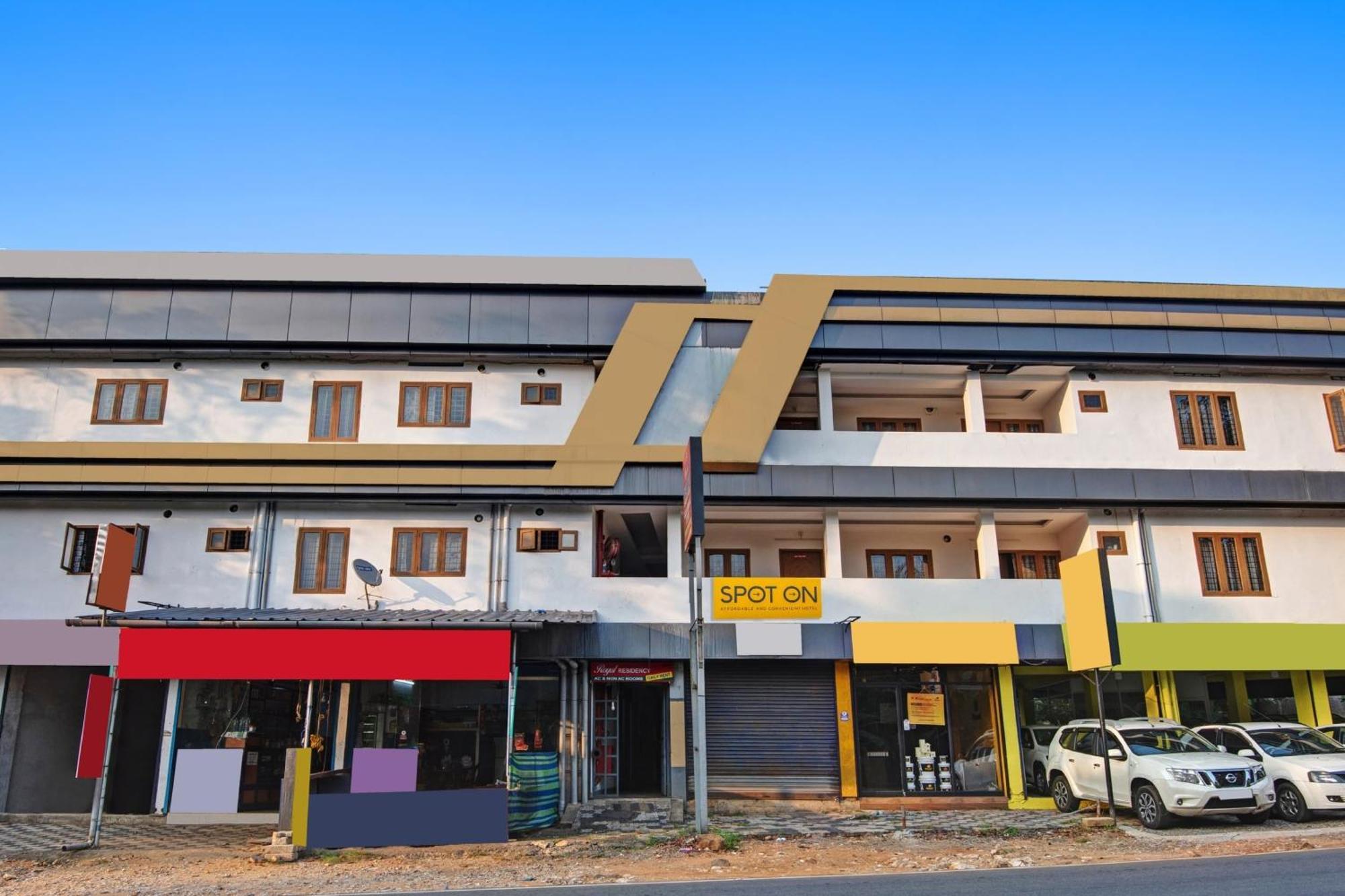 Hotel O Royal Residency Erattupetta Exterior photo