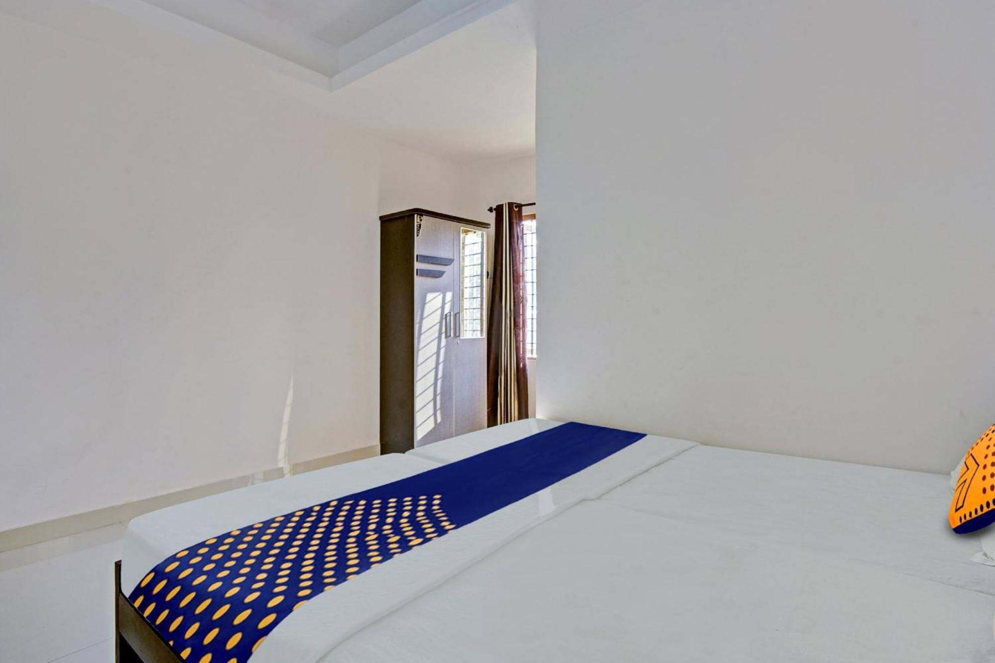 Hotel O Royal Residency Erattupetta Exterior photo