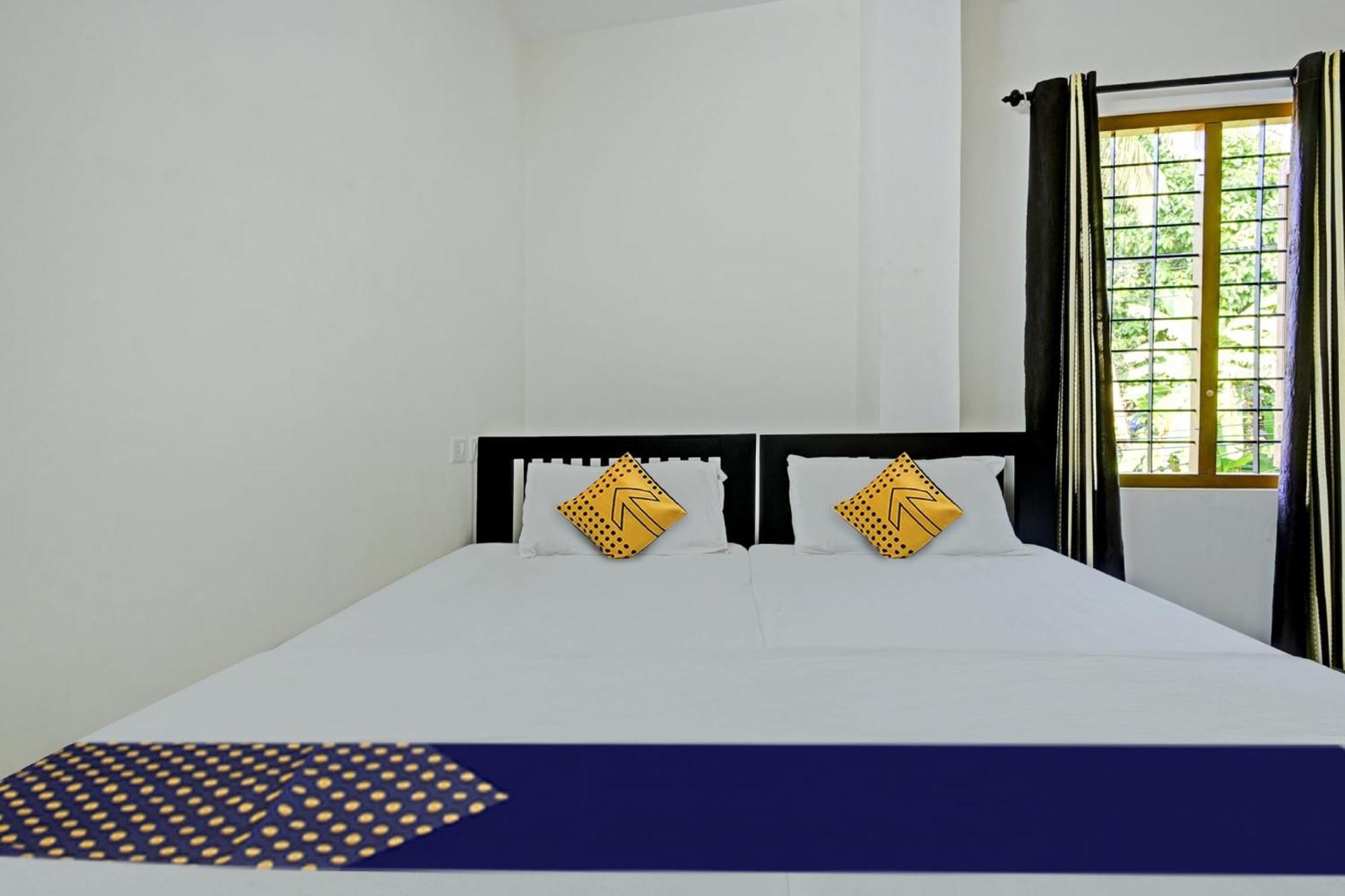Hotel O Royal Residency Erattupetta Exterior photo